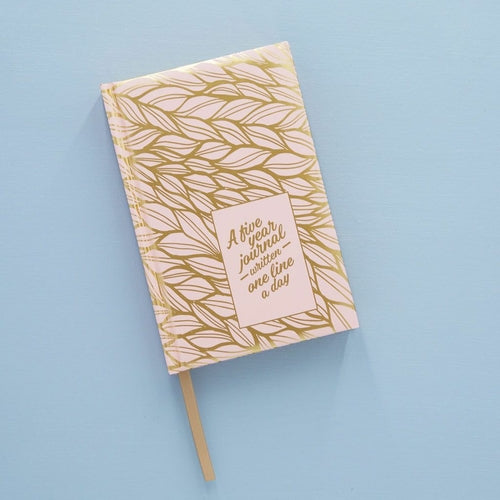 A Five Year Journal Written One Line A Day (Navy Floral)